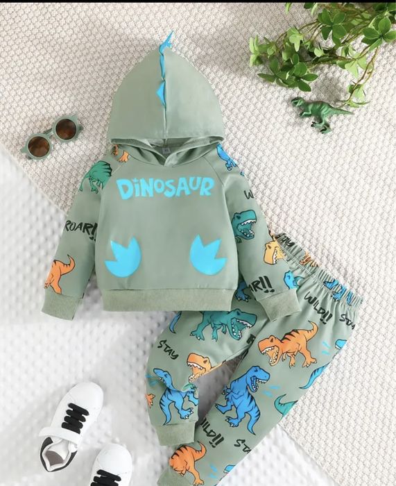 Детский костюмчик 80 р