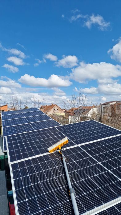 Spalare panouri fotovoltaice Cluj-Napoca