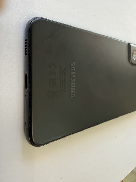Samsung s21 Fe 5g 6/128gb Перфектен!