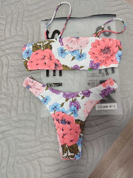 Дамски бански костюми