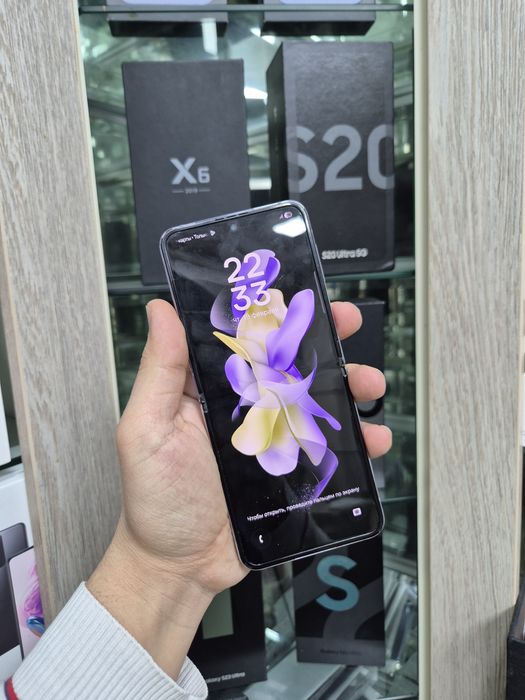 Samsung z flip 4 8/256 gb