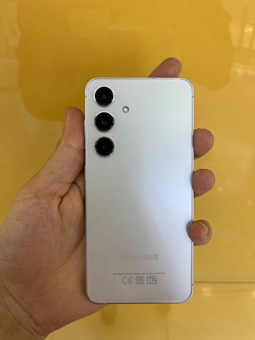 Продам samsung s 24 в отличном состоянии)