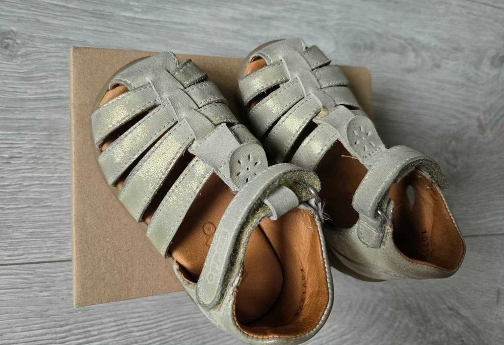 Sandale fete Froddo piele auriu Marime 21