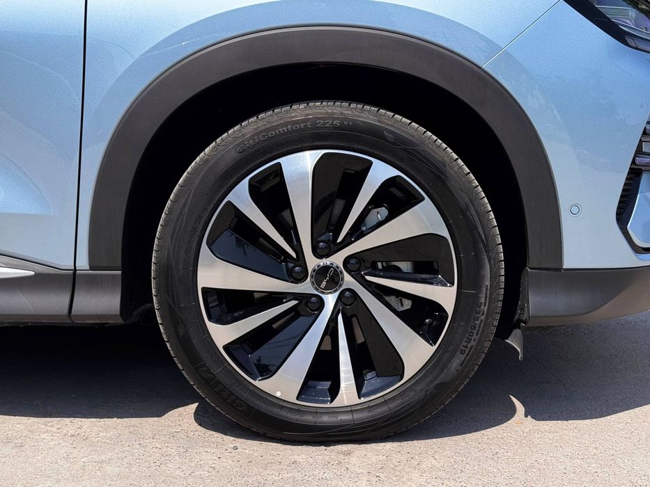 Byd chempion 23 605km