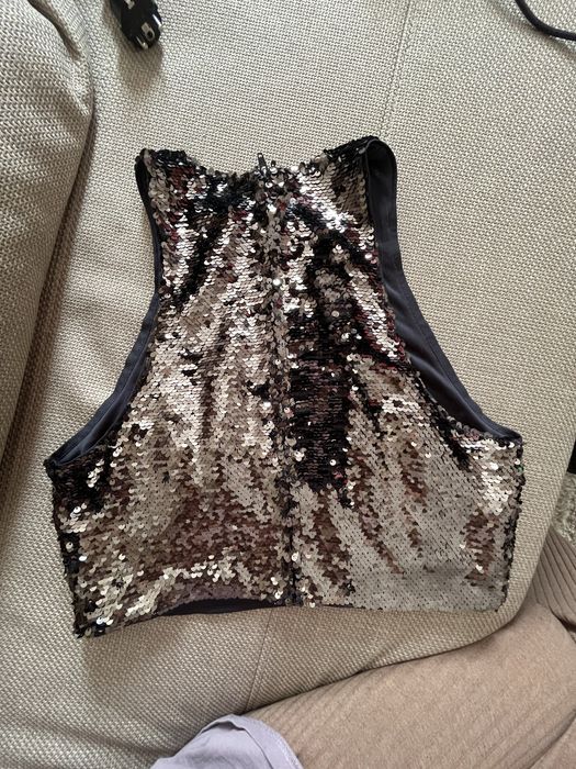 Кожена пола и топ