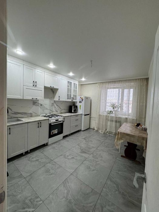 Продам 4 ком квартиру мкр Васильковский 33