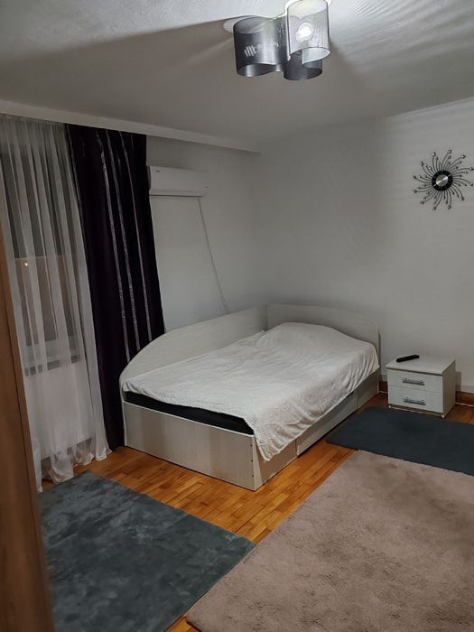 Închiriez garsoniera ultracentral