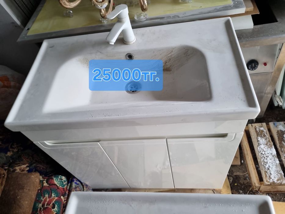 Продам раковину с тумбами