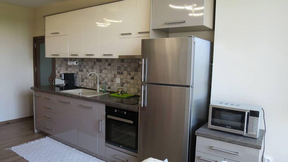 Дава се под наем Двустаен апартамент в Бургас, Лазур - 70 кв.м за 792.54 € - Снимка #6