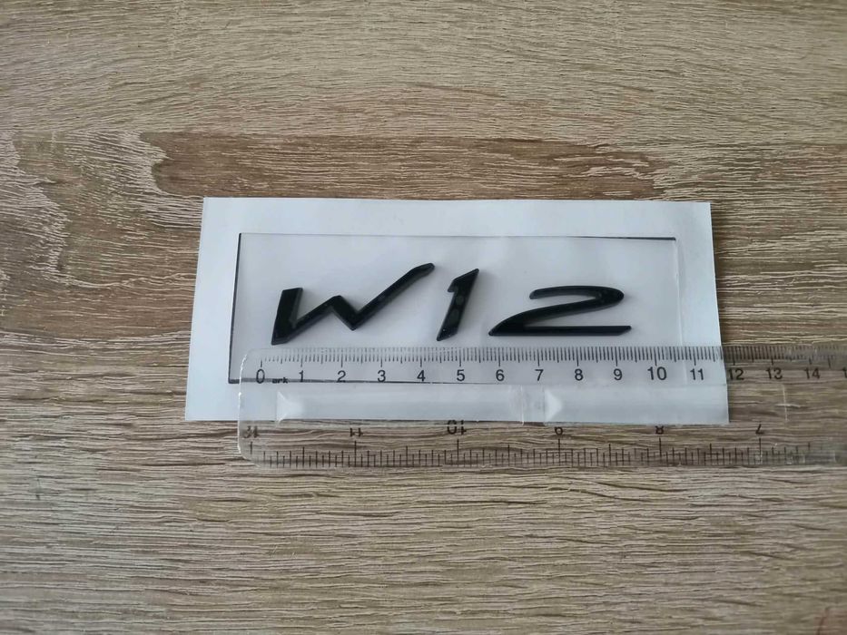 чисто черна емблема W12 за Bentley