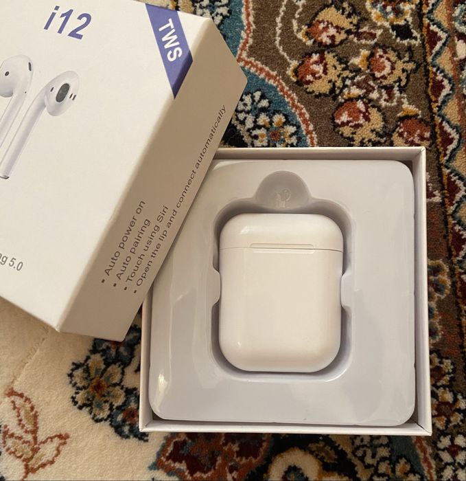 Беспроводные наушники i12