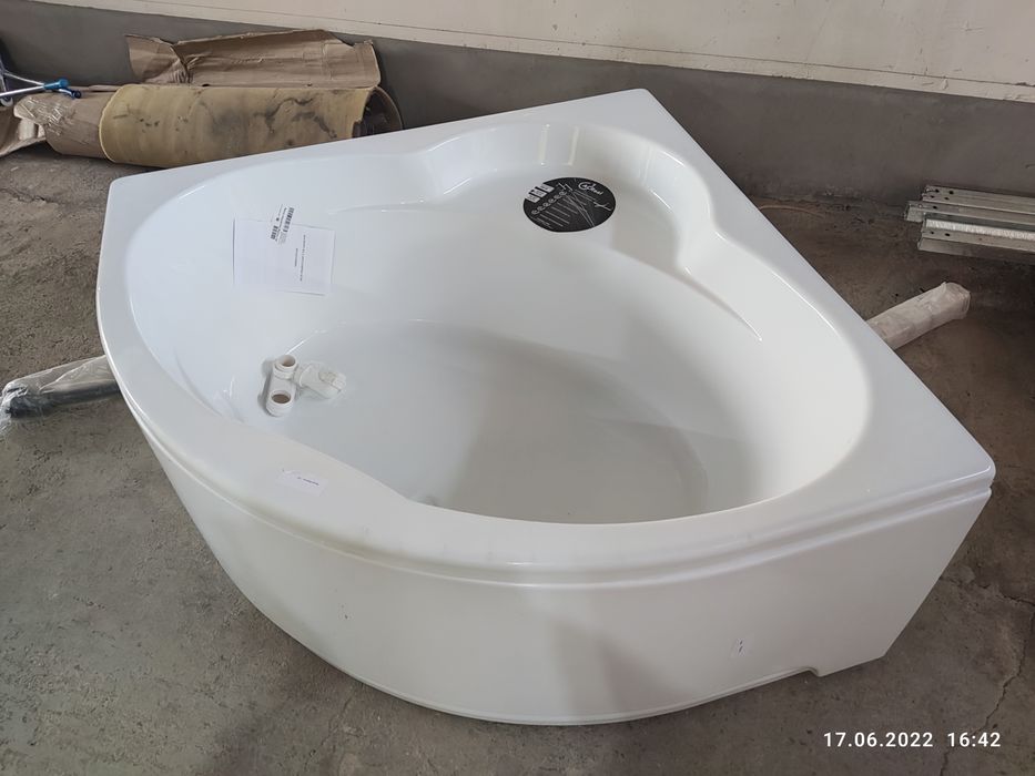 Ванна Россия тритон сотаман