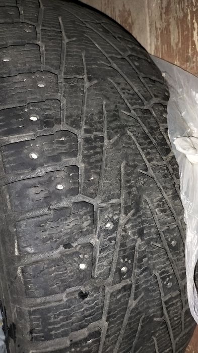 HAKAPELITTA 7 SUV зимние шины