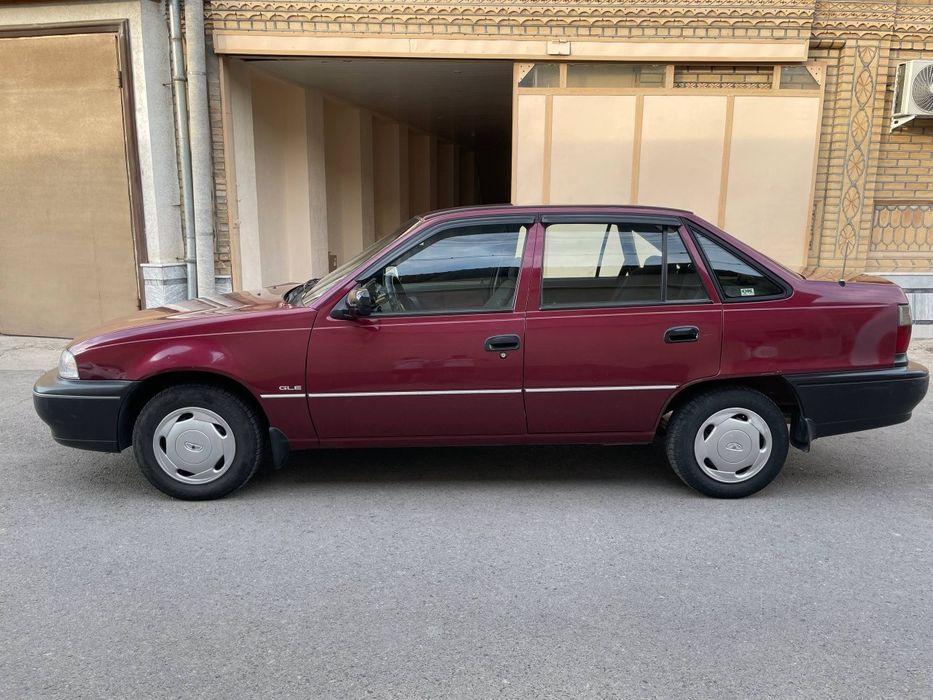 Daewoo nexia 1 1999 года