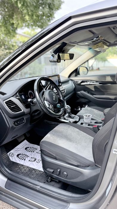 Кроссовер KIA seltos престиж