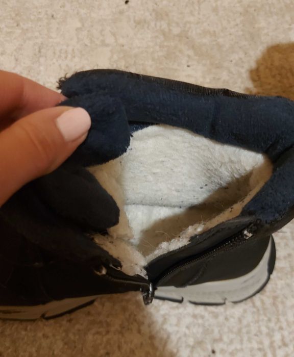 Детски боти, №36, за момче, малко използвани, в много добро състояние.