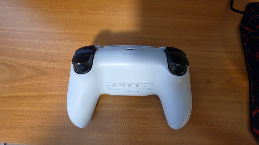 Ps5 slim 1tb , игри и джойстик