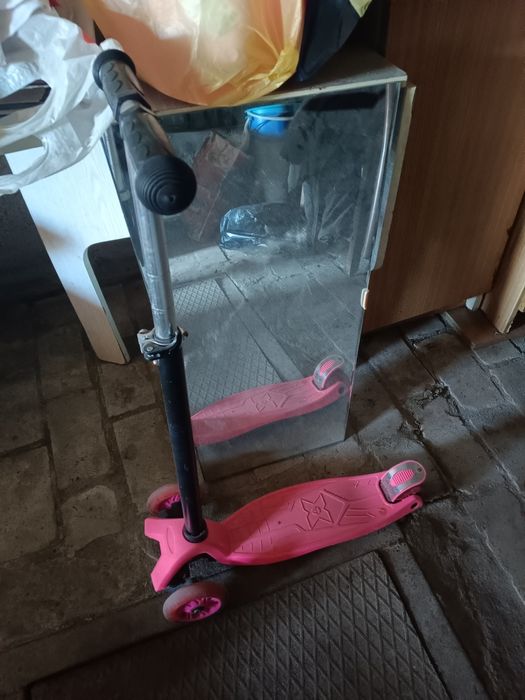 Продам детский самокат !