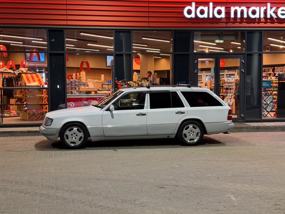 Мерс 124 универсал