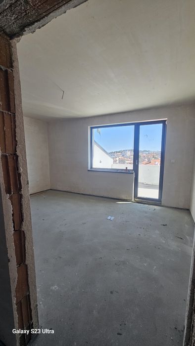 Продавам апартамент  гр. Търговище