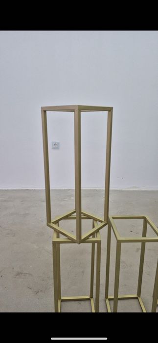 Arcade din metal stalpi mici pentru evenimente tot ce tine de fier