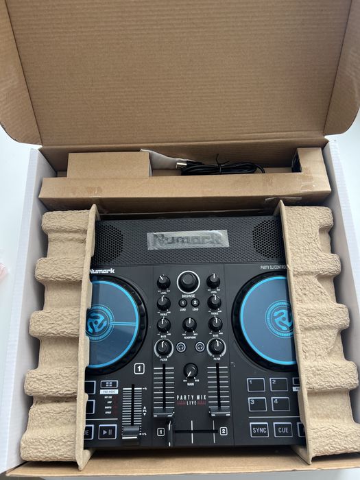 Numark party mix dj controller