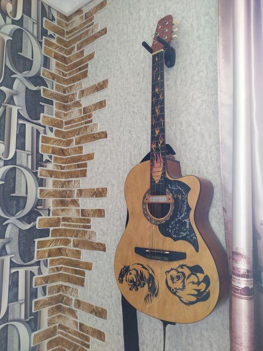 Электроакустическая гитара