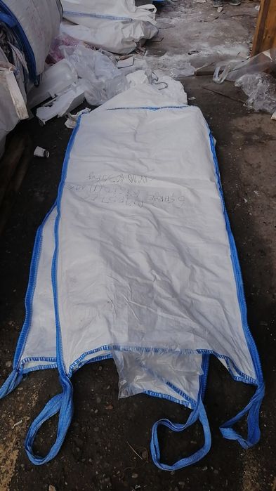 Big bags saci cu tub de incarcare, tub descarcare