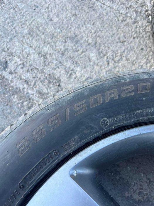 Джанти с гуми 20" цола - 5х127 ЕТ-56.4 Chrysler/Jeep - Гранд Чероки