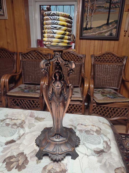 Подсвечник для свечи