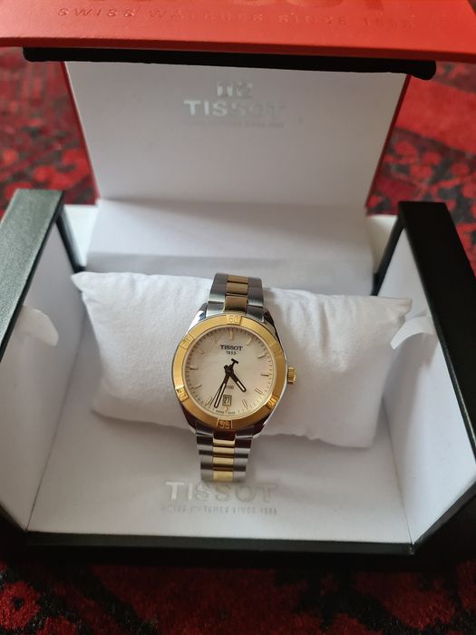 Часы  женский...