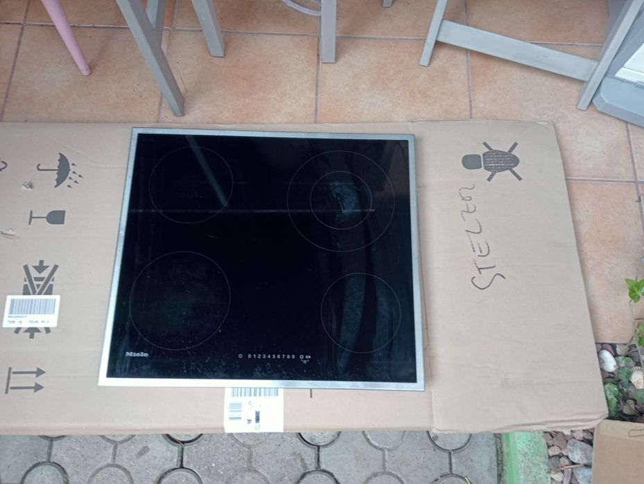 Miele Placa ceramica cu 4 ochiuri electrica Germana Premium clasa AAA
