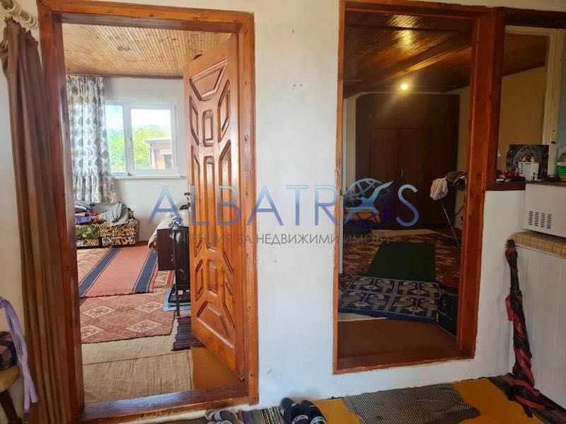 Продава се Къща в Варна, м-т Боровец - юг - 70 кв.м за 615 €/кв.м - Снимка #3