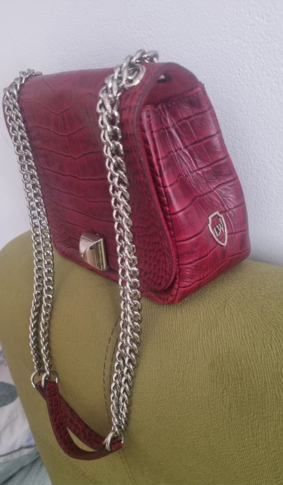 Чанта, естествена кожа, датска марка Leowulff, цвят бордо