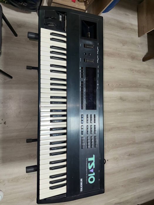 Ts 10 ensoniq sotiladi