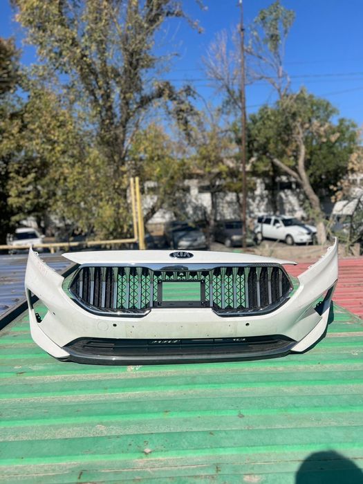 Kia K7 бампер передний фара