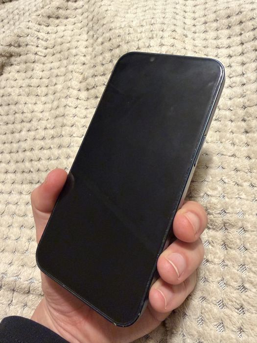 iPhone 14, 256 гб, 77%