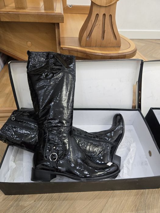 Сапоги  новые Nursace