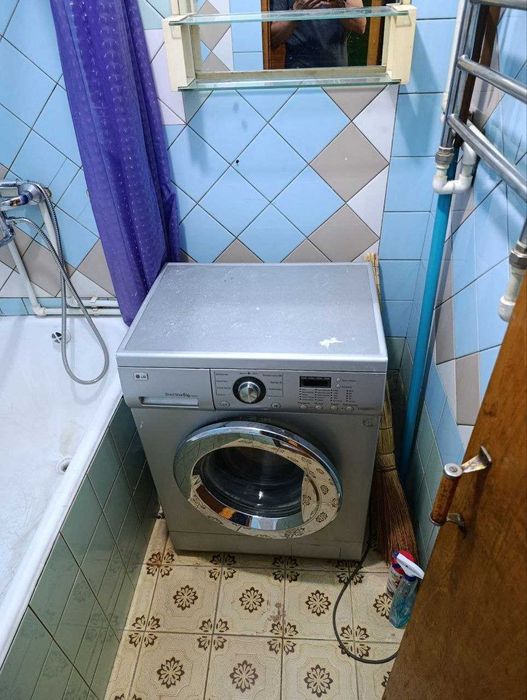 Продаётся 3 комнатная квартира своя