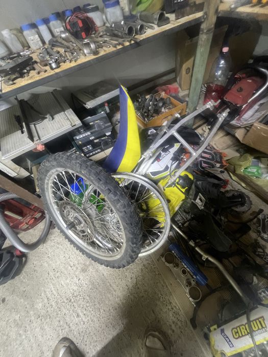 Dezmembrez suzuki rmz 450-250 rmz 2007