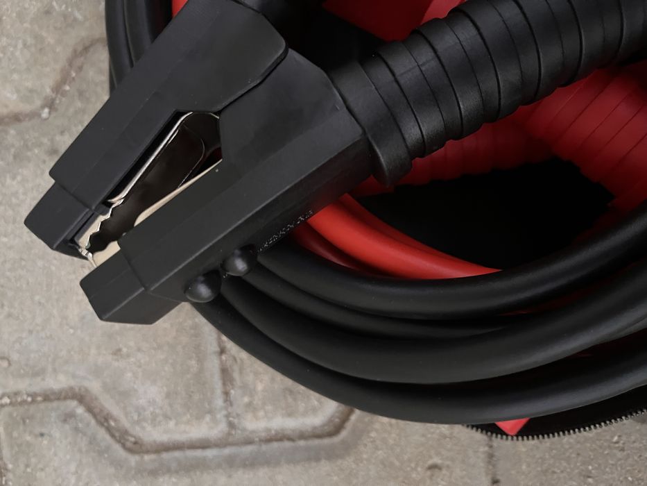 Кабели за подаване на ток