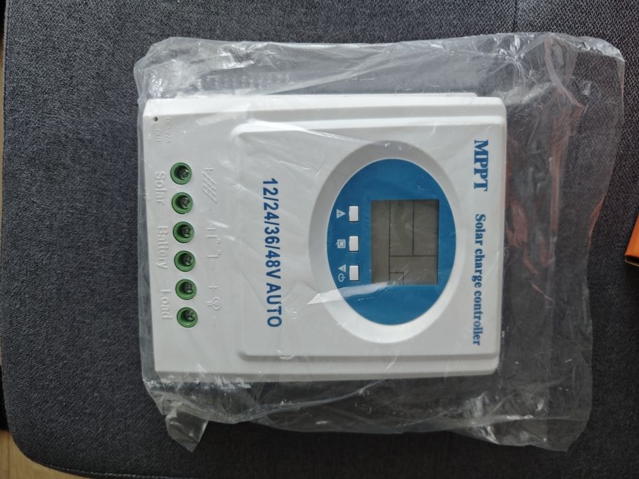 Контролер за соларна система