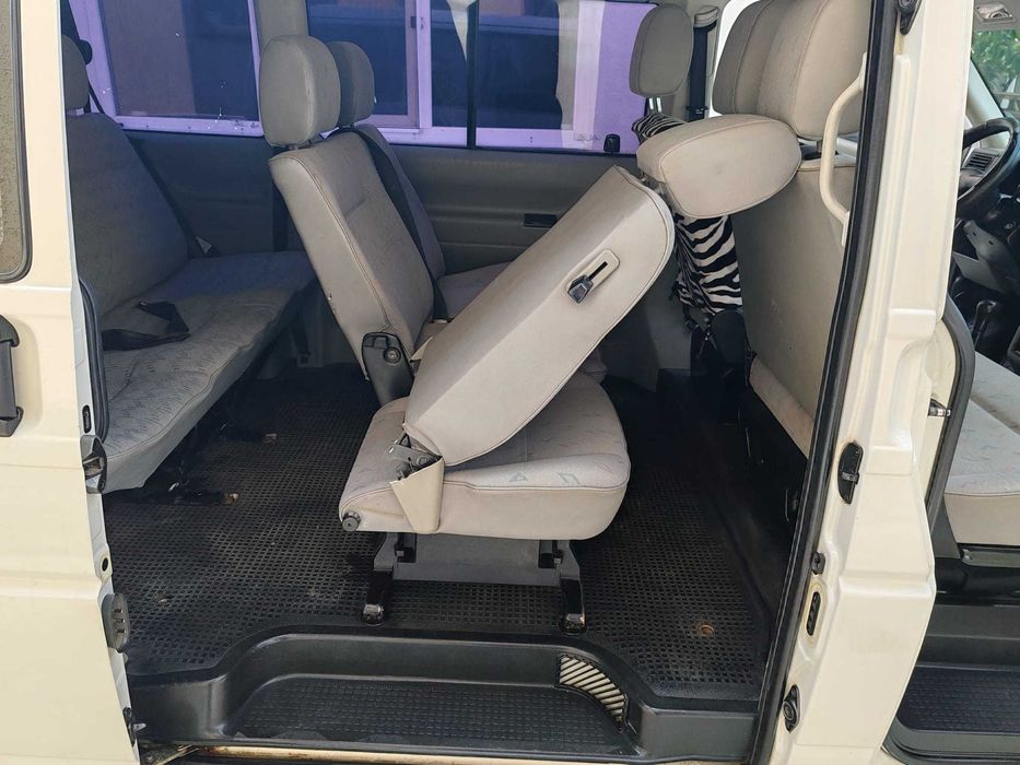 VOLKSWAGEN Transporter 2002 — imagine 3