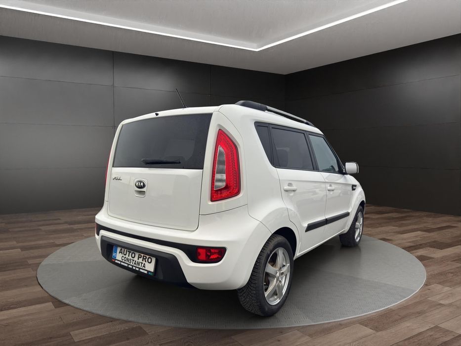 Kia Soul 1.6 GDI Automat - Garanție! Km. certificați! Rate fără avans!