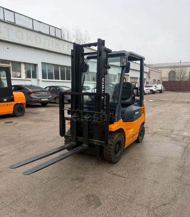 Сдам в аренду вилочный погрузчик