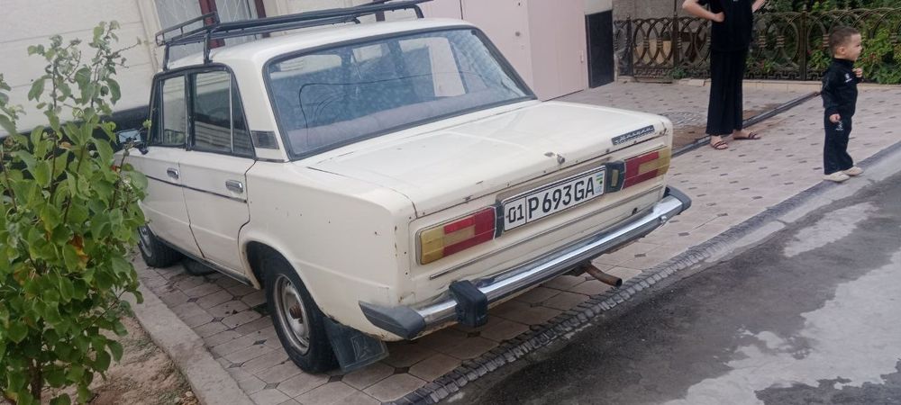 Dakmetlari bor joyida.