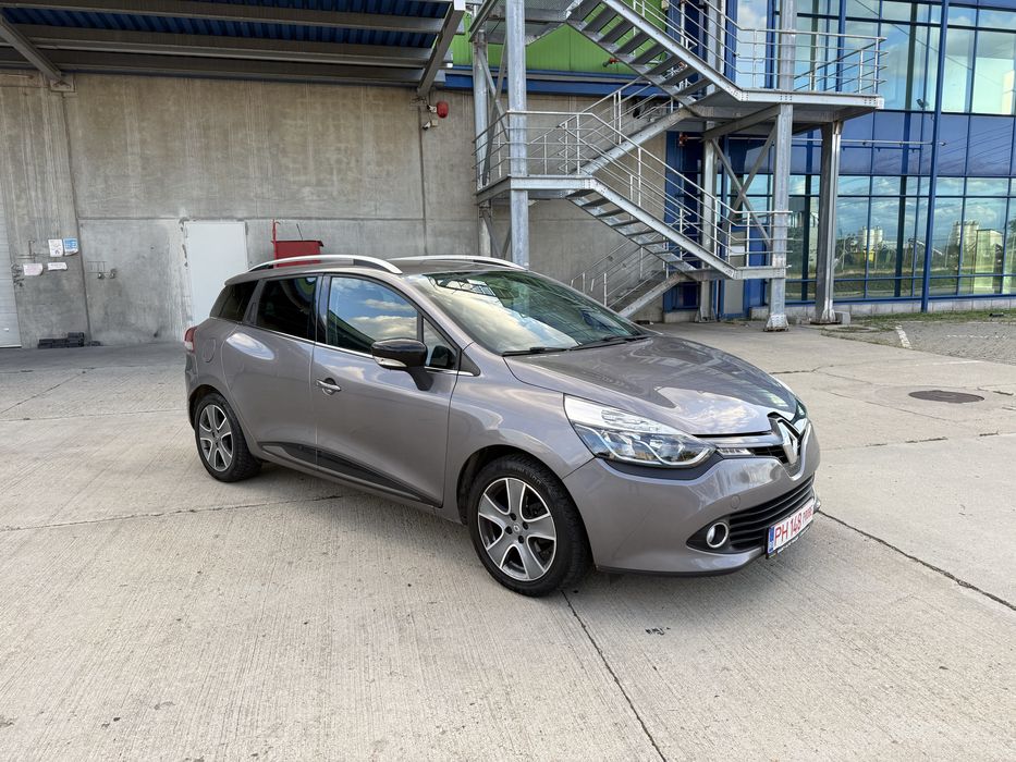 Renault Clio 4 Night&Day Line , fabr.2015 , 1.5 dci , 218.000 km , Led , Istoric Km + Carte Service !!