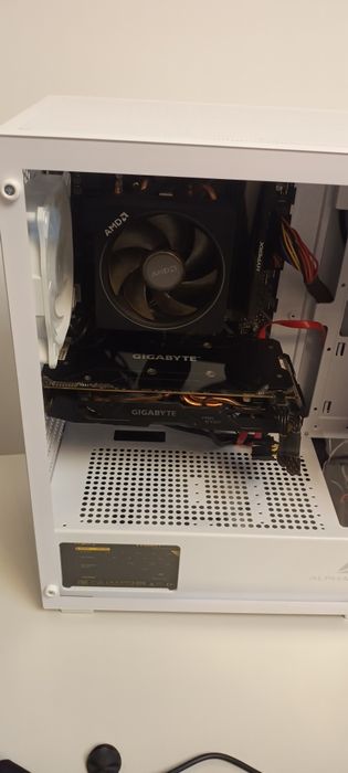 Desktop Ryzen 7 rx580 16gb ram