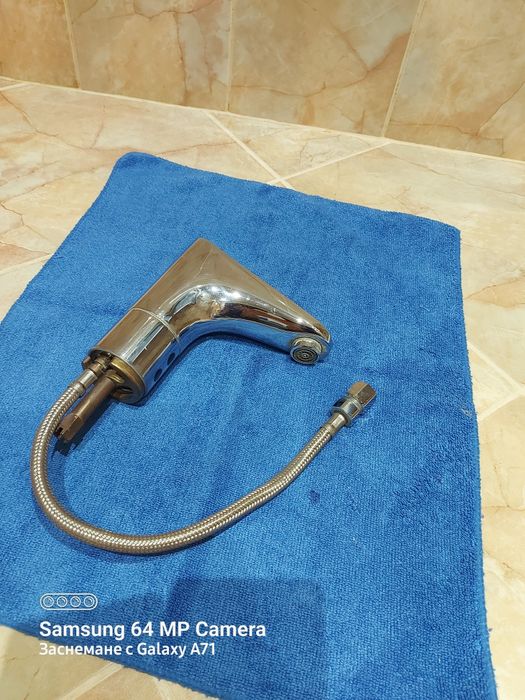 Смесител батерия с фотоклетка crone