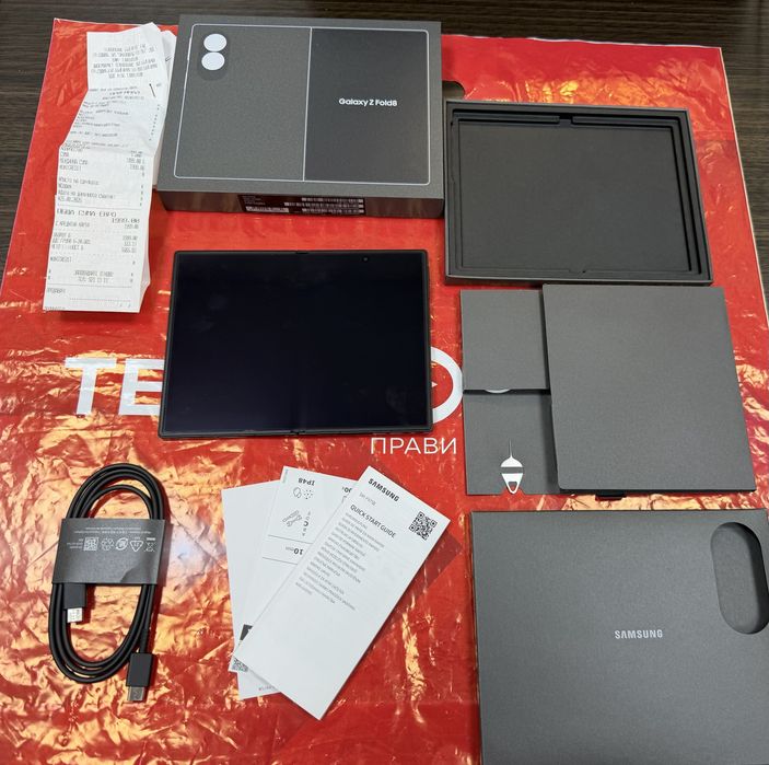 !!! KATO НОВ 256GB Samsung Z Fold 8 Гаранция Technopolis 2028 Graphite